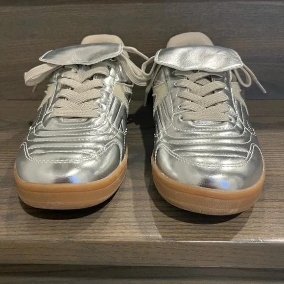 Cushionaire Astro Retro sneaker in silver metallic - Picture 6 of 12